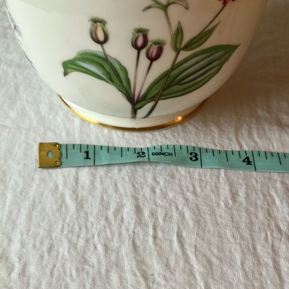 Minton: Meadow smooth pattern Cachepot- Bone China- Made in England- Gold Trim - Picture 15 of 16